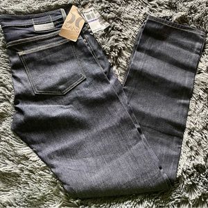 HURLEY JEANS STRAIGHT LEG JEANS 🧵